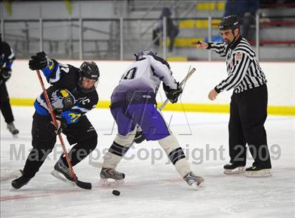 Thumbnail 1 in Avon @ North Branford photogallery.