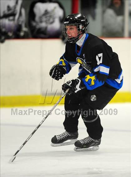 Thumbnail 1 in Avon @ North Branford photogallery.