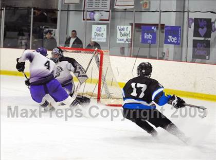 Thumbnail 1 in Avon @ North Branford photogallery.
