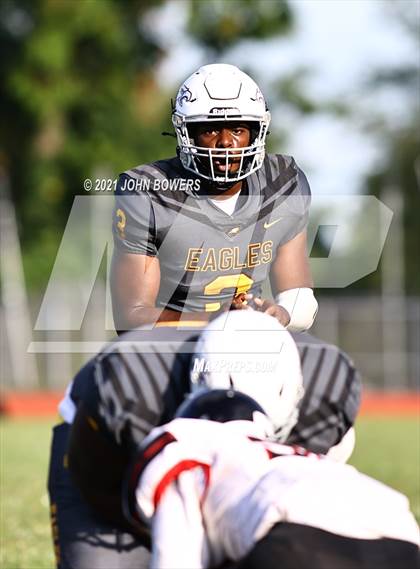 Thumbnail 1 in Dulaney @ Owings Mills photogallery.