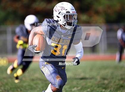 Thumbnail 3 in Dulaney @ Owings Mills photogallery.