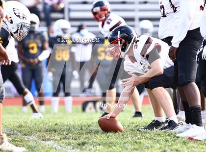 Thumbnail 2 in Dulaney @ Owings Mills photogallery.