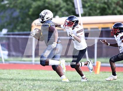 Thumbnail 2 in Dulaney @ Owings Mills photogallery.