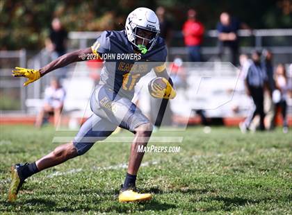 Thumbnail 2 in Dulaney @ Owings Mills photogallery.