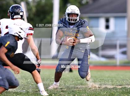Thumbnail 2 in Dulaney @ Owings Mills photogallery.