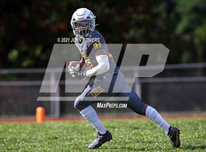 Thumbnail 2 in Dulaney @ Owings Mills photogallery.