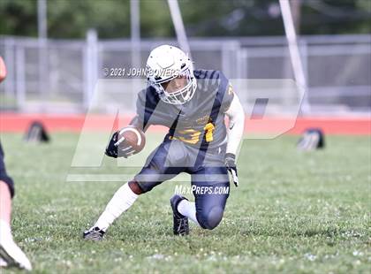 Thumbnail 1 in Dulaney @ Owings Mills photogallery.