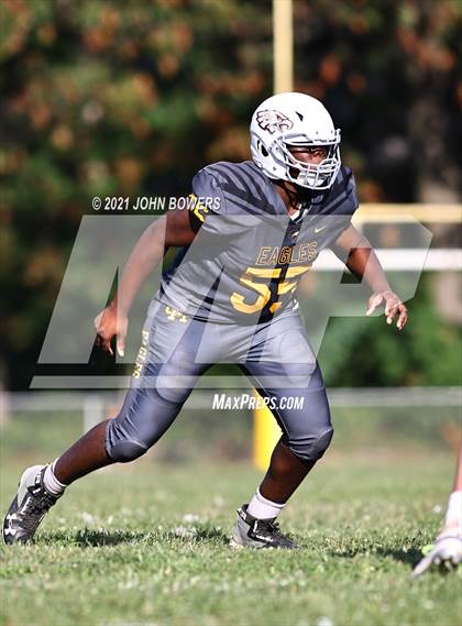 Thumbnail 1 in Dulaney @ Owings Mills photogallery.