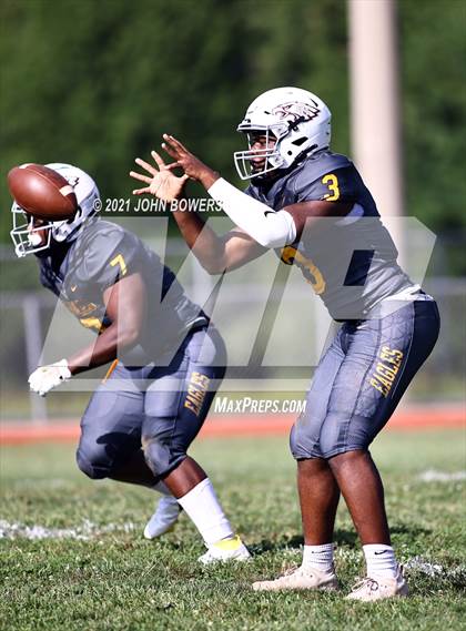 Thumbnail 3 in Dulaney @ Owings Mills photogallery.