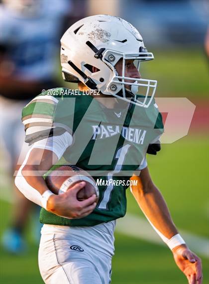 Thumbnail 1 in Sam Rayburn vs. Pasadena photogallery.