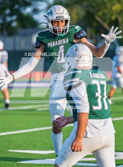 Thumbnail 1 in Sam Rayburn vs. Pasadena photogallery.