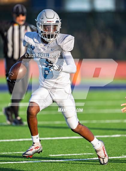Thumbnail 1 in Sam Rayburn vs. Pasadena photogallery.