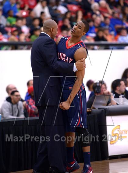 Thumbnail 3 in Findlay Prep vs. Bishop Gorman (Findlay Big City Showcase) photogallery.