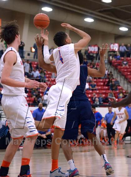 Thumbnail 3 in Findlay Prep vs. Bishop Gorman (Findlay Big City Showcase) photogallery.