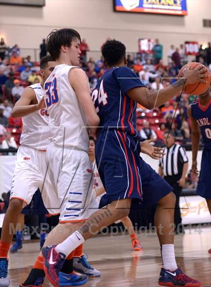Thumbnail 2 in Findlay Prep vs. Bishop Gorman (Findlay Big City Showcase) photogallery.