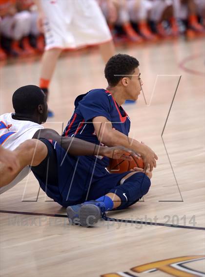 Thumbnail 3 in Findlay Prep vs. Bishop Gorman (Findlay Big City Showcase) photogallery.
