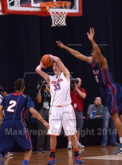 Thumbnail 3 in Findlay Prep vs. Bishop Gorman (Findlay Big City Showcase) photogallery.