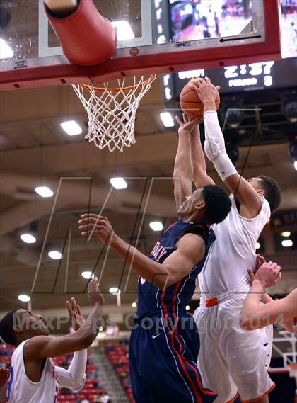 Thumbnail 1 in Findlay Prep vs. Bishop Gorman (Findlay Big City Showcase) photogallery.