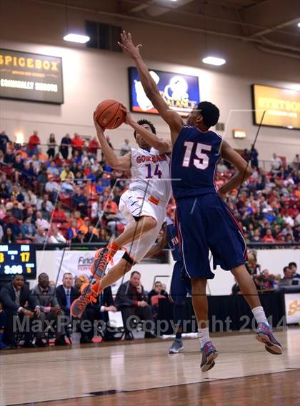 Thumbnail 3 in Findlay Prep vs. Bishop Gorman (Findlay Big City Showcase) photogallery.