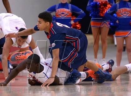 Thumbnail 2 in Findlay Prep vs. Bishop Gorman (Findlay Big City Showcase) photogallery.