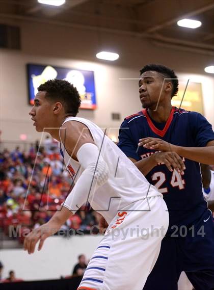 Thumbnail 2 in Findlay Prep vs. Bishop Gorman (Findlay Big City Showcase) photogallery.