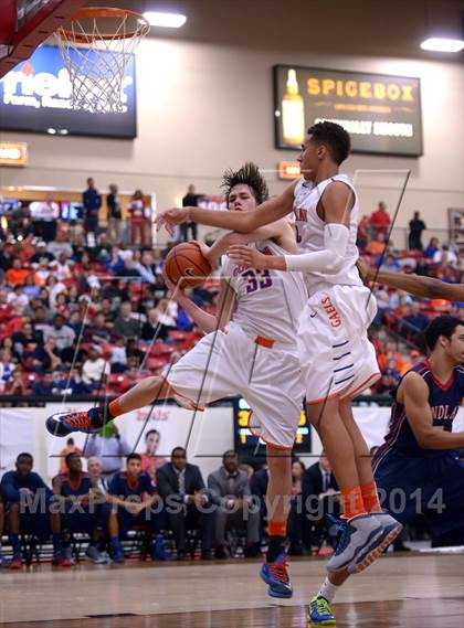 Thumbnail 1 in Findlay Prep vs. Bishop Gorman (Findlay Big City Showcase) photogallery.