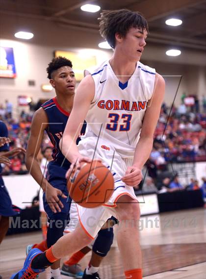 Thumbnail 2 in Findlay Prep vs. Bishop Gorman (Findlay Big City Showcase) photogallery.
