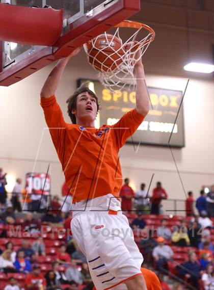 Thumbnail 1 in Findlay Prep vs. Bishop Gorman (Findlay Big City Showcase) photogallery.