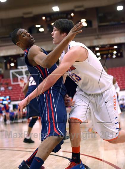 Thumbnail 1 in Findlay Prep vs. Bishop Gorman (Findlay Big City Showcase) photogallery.