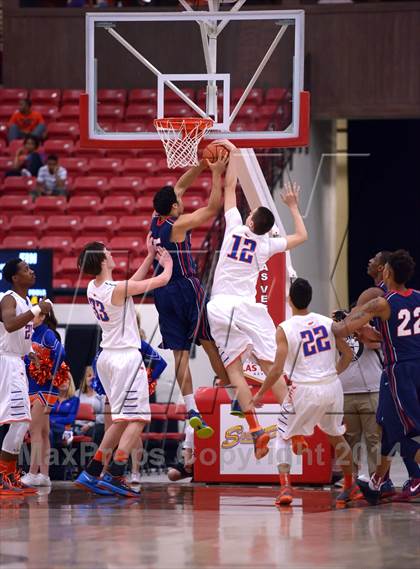 Thumbnail 2 in Findlay Prep vs. Bishop Gorman (Findlay Big City Showcase) photogallery.
