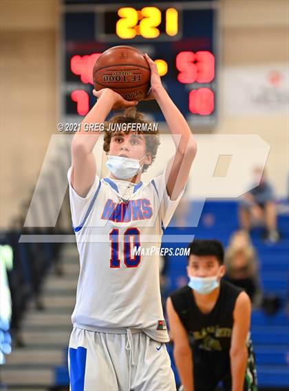 Thumbnail 2 in Miramonte @ Tamalpais photogallery.