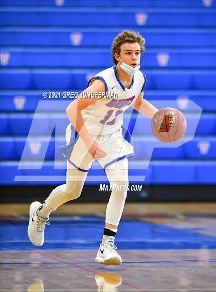 Thumbnail 1 in Miramonte @ Tamalpais photogallery.