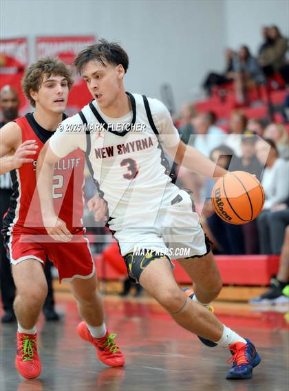 Thumbnail 3 in Satellite @ New Smyrna Beach photogallery.