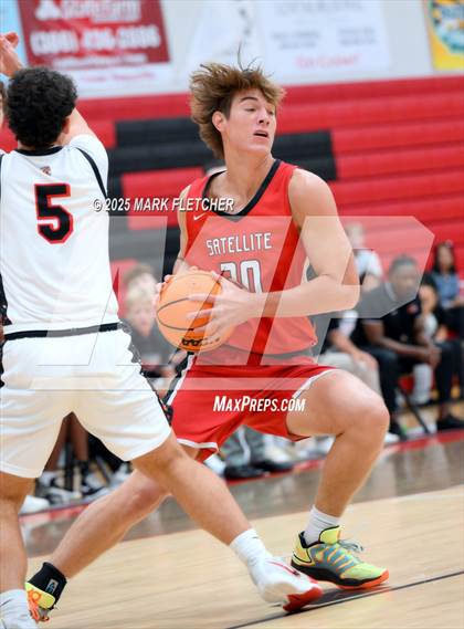 Thumbnail 1 in Satellite @ New Smyrna Beach photogallery.