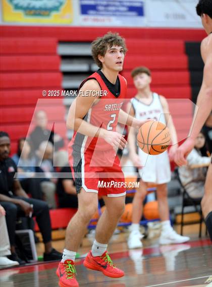 Thumbnail 3 in Satellite @ New Smyrna Beach photogallery.