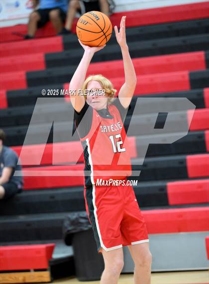 Thumbnail 3 in Satellite @ New Smyrna Beach photogallery.