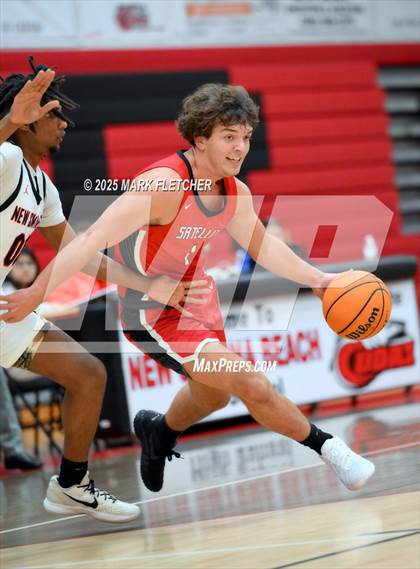 Thumbnail 3 in Satellite @ New Smyrna Beach photogallery.