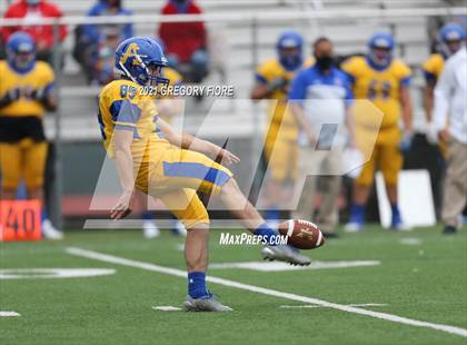 Thumbnail 1 in Bishop Amat @ Notre Dame (SO) photogallery.