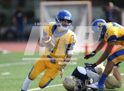 Thumbnail 2 in FR: Bishop Amat @ Notre Dame (SO) photogallery.
