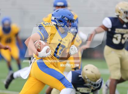 Thumbnail 1 in FR: Bishop Amat @ Notre Dame (SO) photogallery.