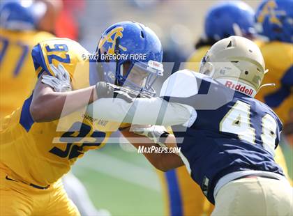 Thumbnail 2 in FR: Bishop Amat @ Notre Dame (SO) photogallery.