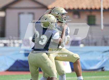 Thumbnail 2 in FR: Bishop Amat @ Notre Dame (SO) photogallery.
