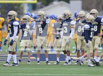 Thumbnail 2 in FR: Bishop Amat @ Notre Dame (SO) photogallery.