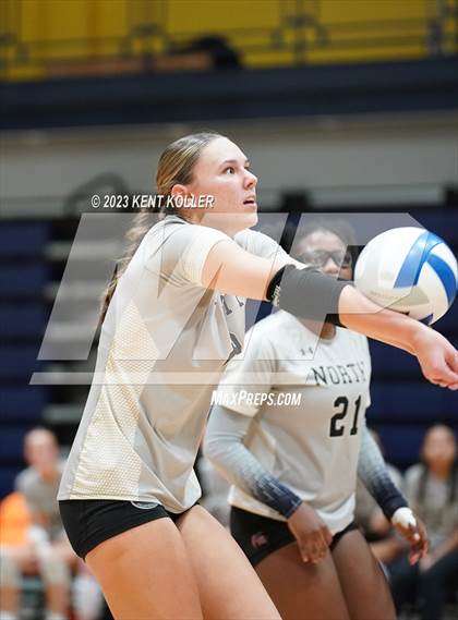 Thumbnail 3 in Clarkston vs. L'Anse Creuse North (MHSAA D1 Quarterfinal) photogallery.