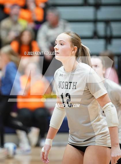 Thumbnail 2 in Clarkston vs. L'Anse Creuse North (MHSAA D1 Quarterfinal) photogallery.