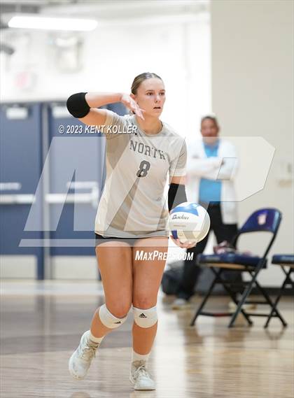 Thumbnail 3 in Clarkston vs. L'Anse Creuse North (MHSAA D1 Quarterfinal) photogallery.