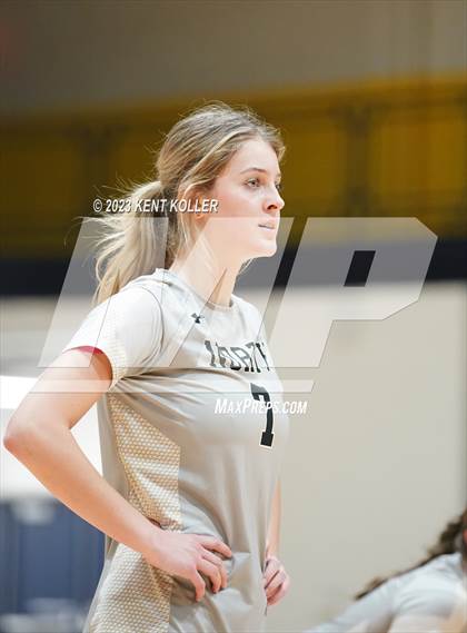 Thumbnail 3 in Clarkston vs. L'Anse Creuse North (MHSAA D1 Quarterfinal) photogallery.