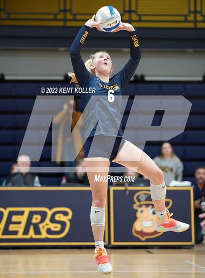 Thumbnail 2 in Clarkston vs. L'Anse Creuse North (MHSAA D1 Quarterfinal) photogallery.