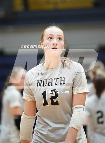 Thumbnail 1 in Clarkston vs. L'Anse Creuse North (MHSAA D1 Quarterfinal) photogallery.