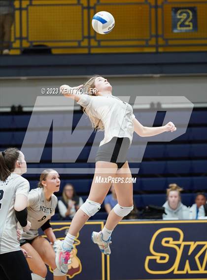 Thumbnail 2 in Clarkston vs. L'Anse Creuse North (MHSAA D1 Quarterfinal) photogallery.